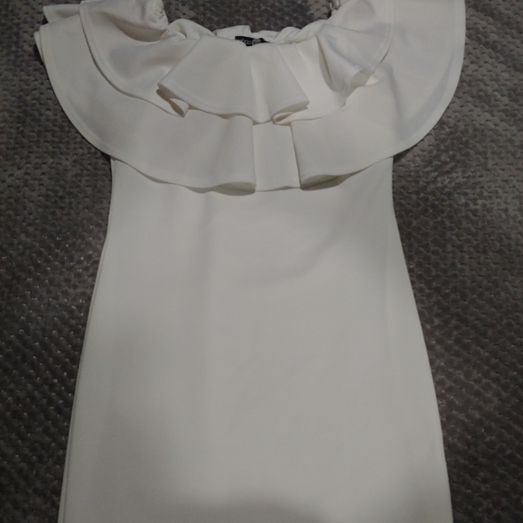 Dress - Picture 1 of 2